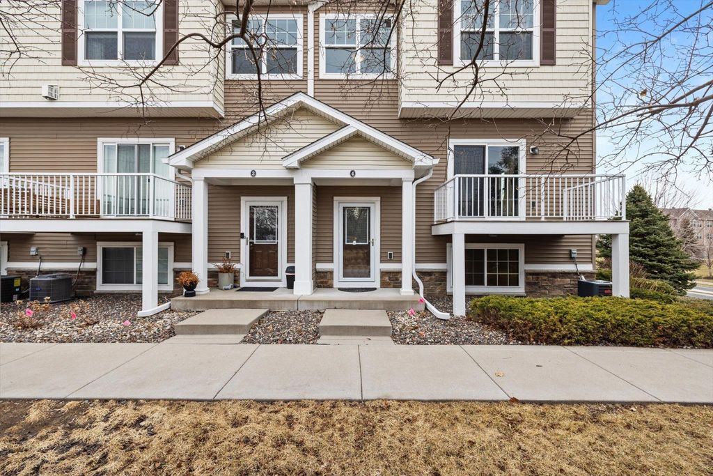 Photo of 9580 Madison Drive #4, Chanhassen, MN 55317 (MLS # 7035032)