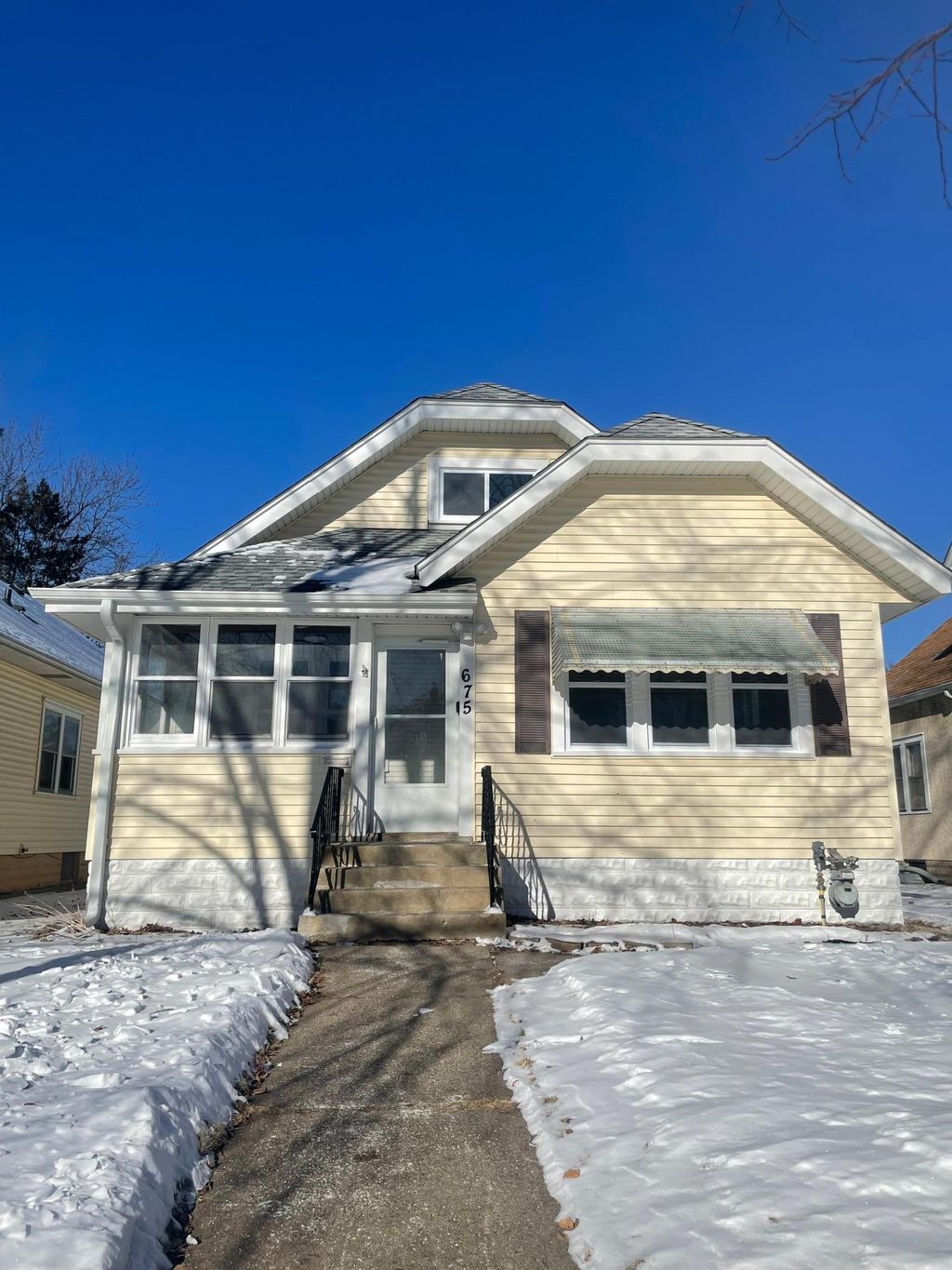Photo of 675 Sherwood Avenue, Saint Paul, MN 55106 (MLS # 7013564)