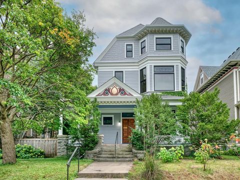 670 Lincoln Avenue Saint Paul MN 55105