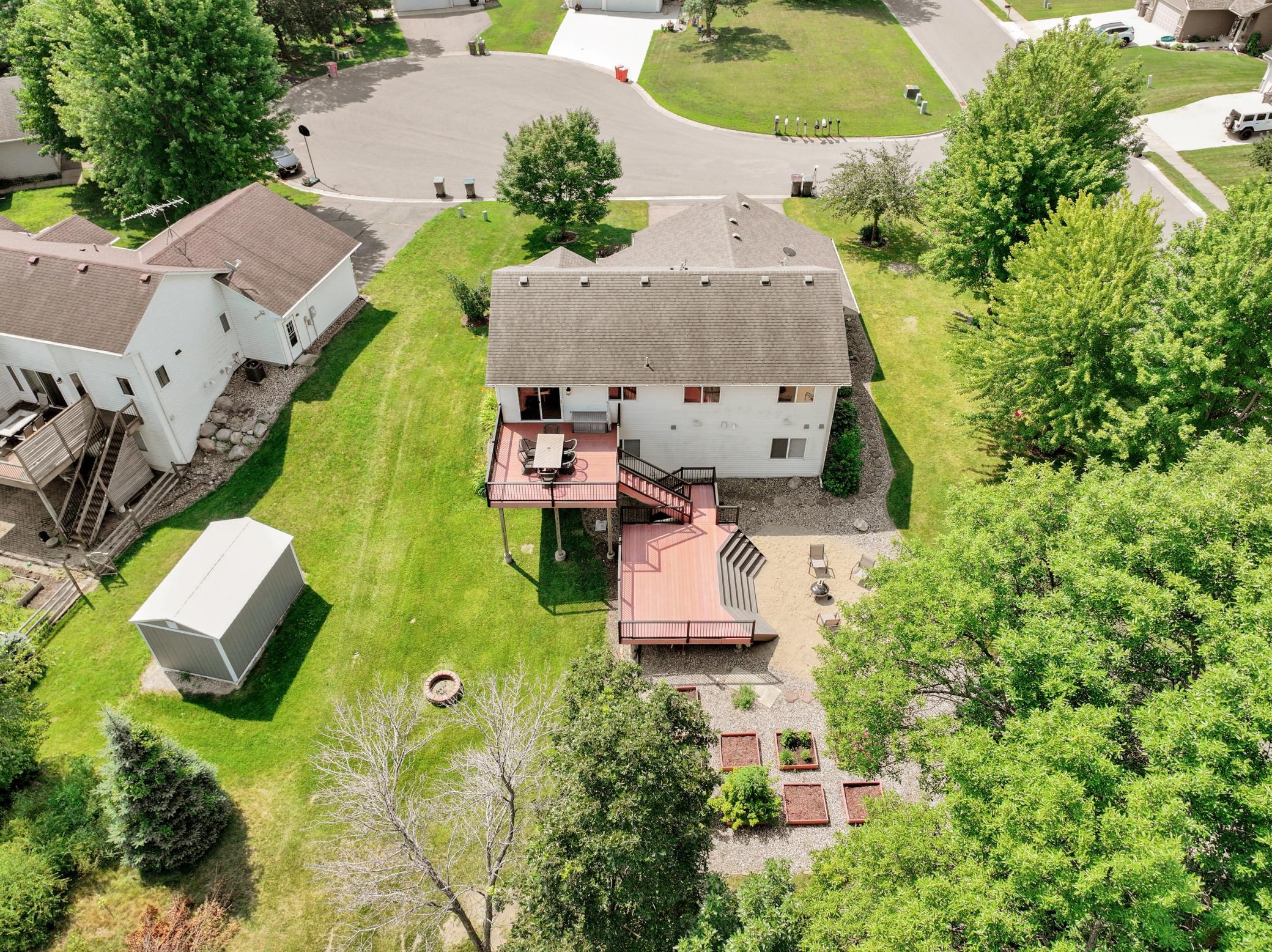 1512 Pond View Court