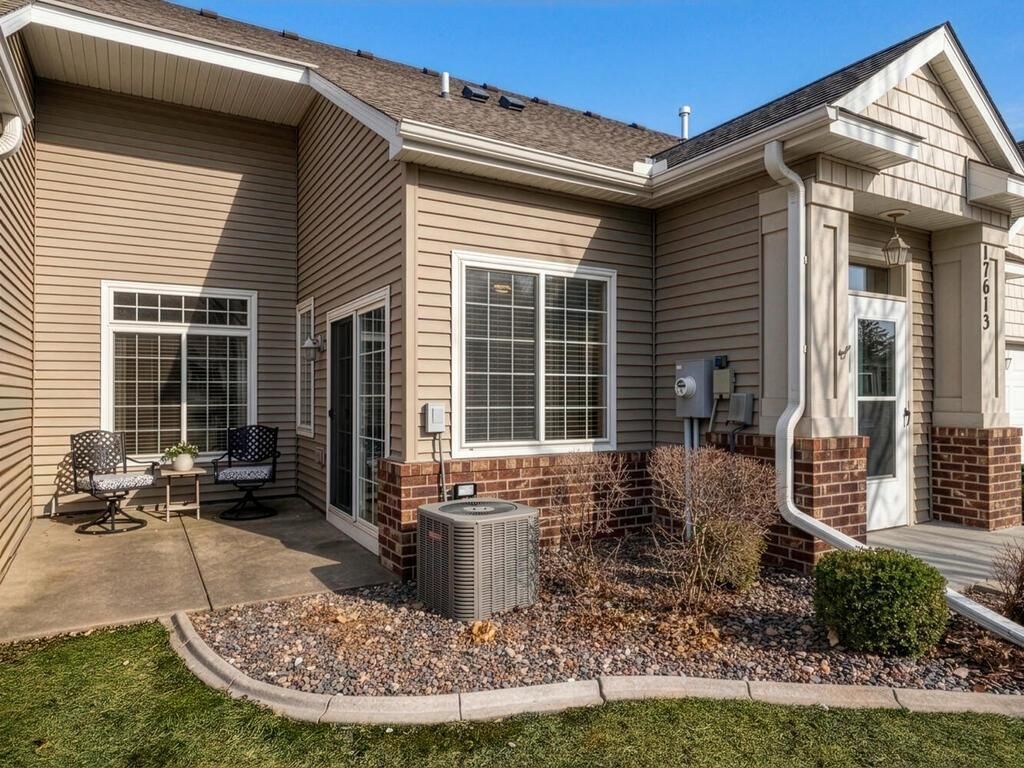 Photo of 17613 38th Avenue N, Plymouth, MN 55446 (MLS # 7032367)