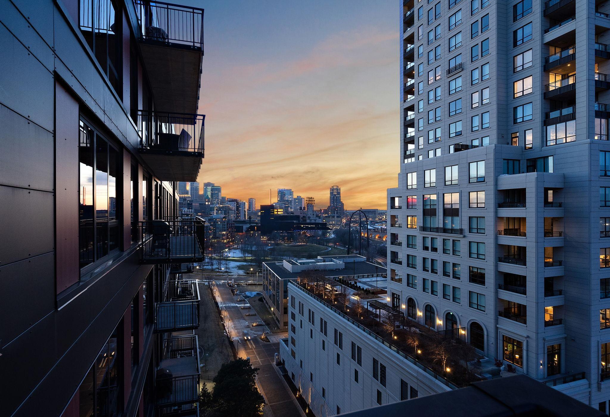 Minneapolis, Minnesota, 55415, United States, 3 Bedrooms Bedrooms, ,3 BathroomsBathrooms,Residential,Active,2019808