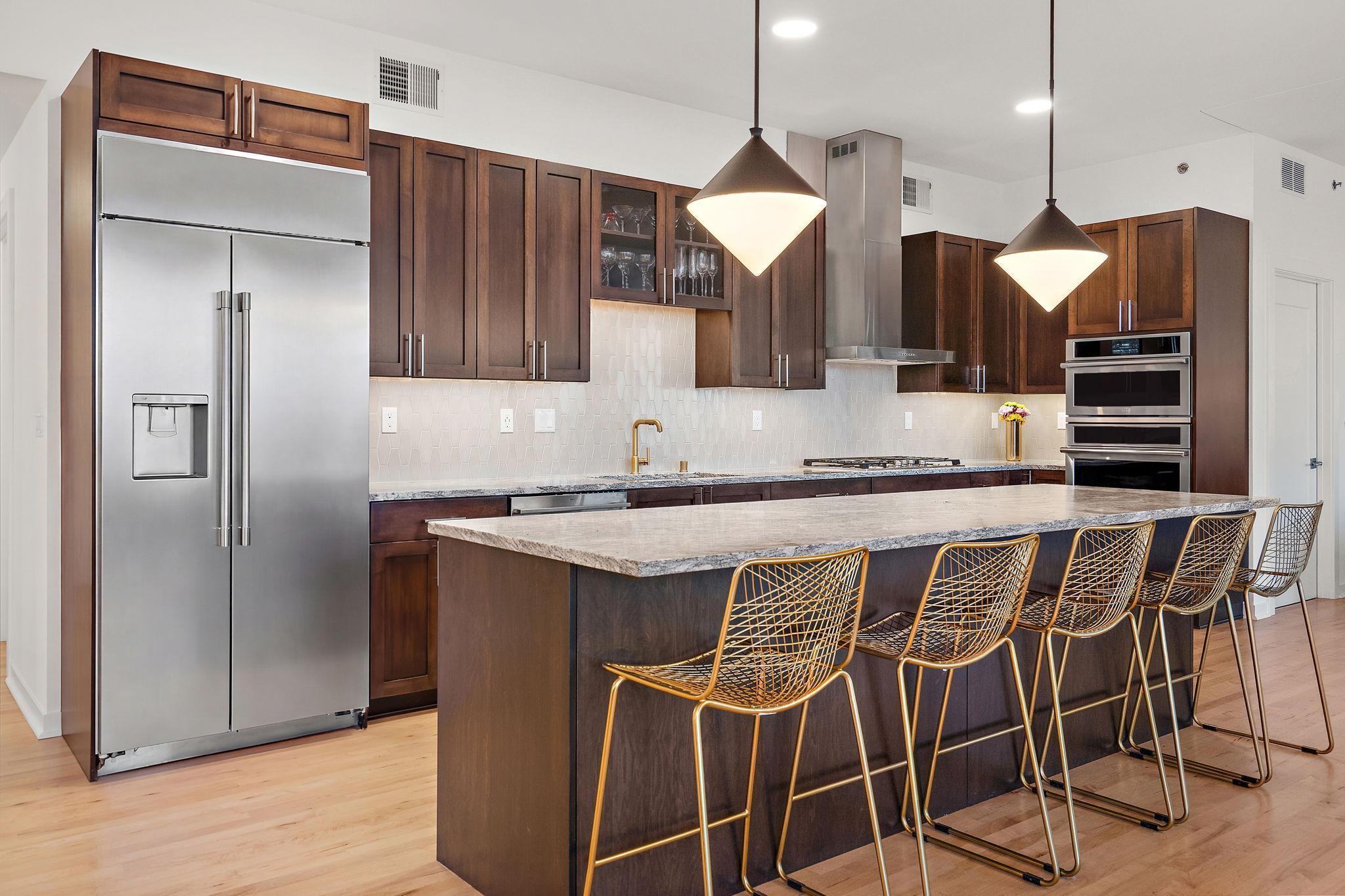 Minneapolis, Minnesota, 55415, United States, 3 Bedrooms Bedrooms, ,3 BathroomsBathrooms,Residential,Active,2019808