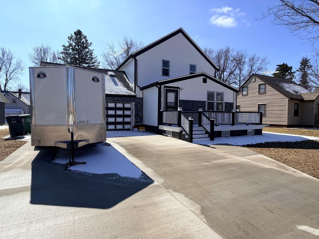 Photo of 120 W Okabena Street, Worthington, MN 56187 (MLS # 7034489)