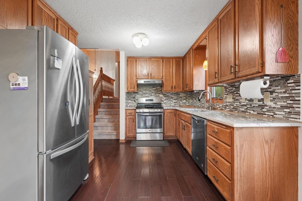 Photo of 5700 Willow Trail, Shoreview, MN 55126 (MLS # 7058533)