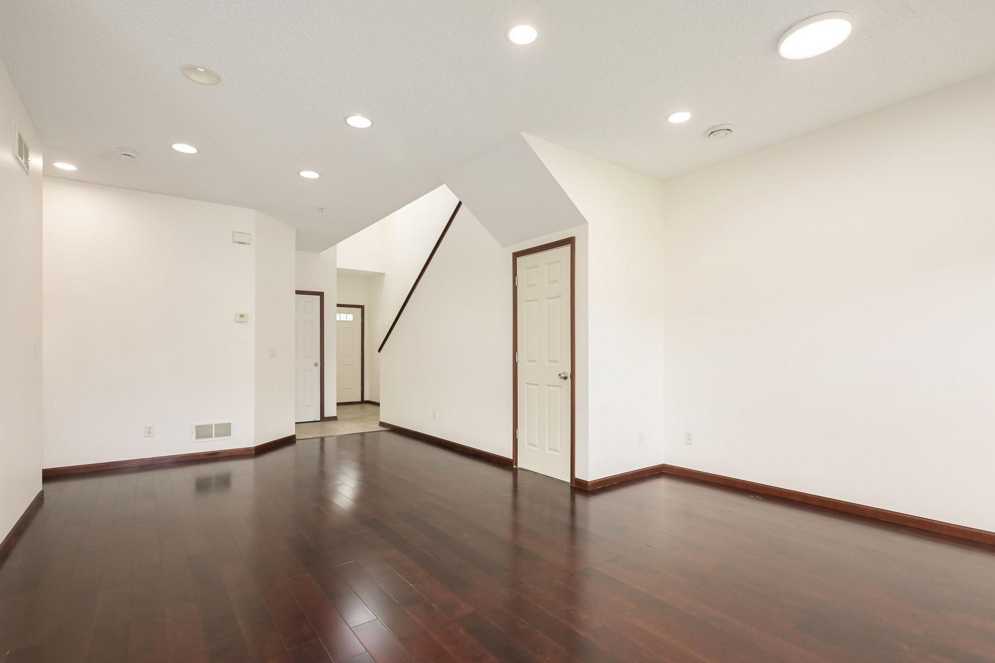 341 Jolly Lane NE