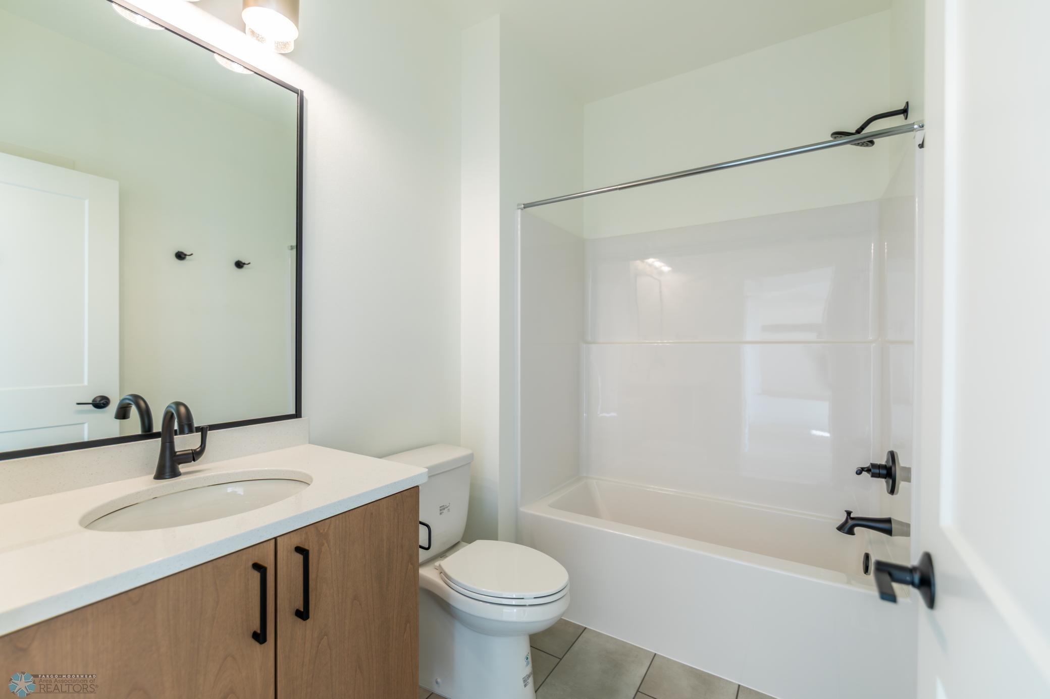 Horace, North Dakota 58047, United States, 5 Bedrooms Bedrooms, ,3 BathroomsBathrooms,Residential,Active,257267