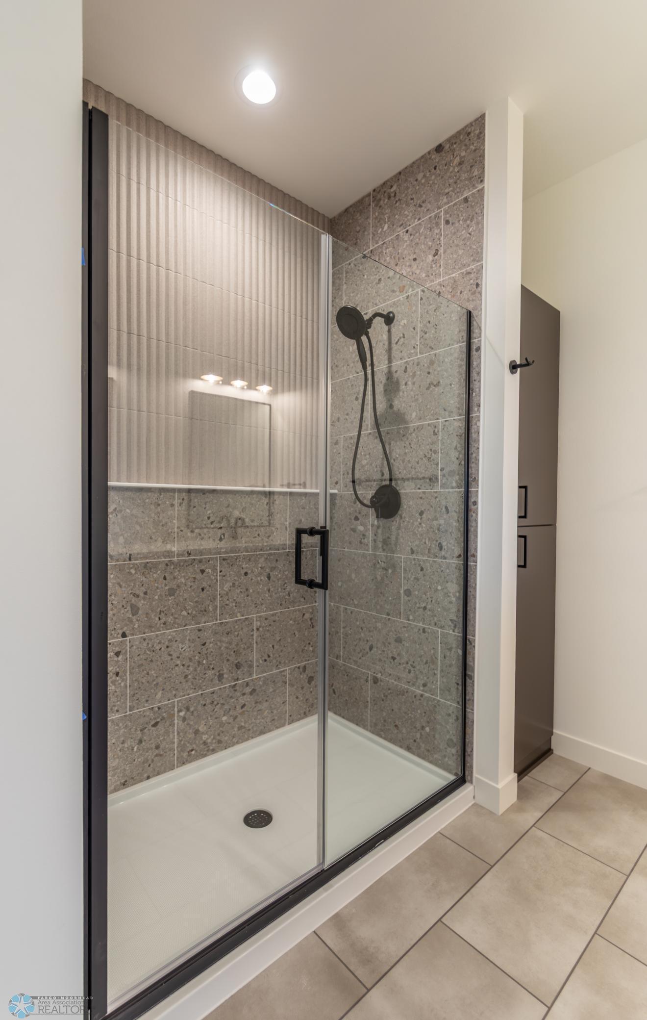 Horace, North Dakota 58047, United States, 5 Bedrooms Bedrooms, ,3 BathroomsBathrooms,Residential,Active,257267