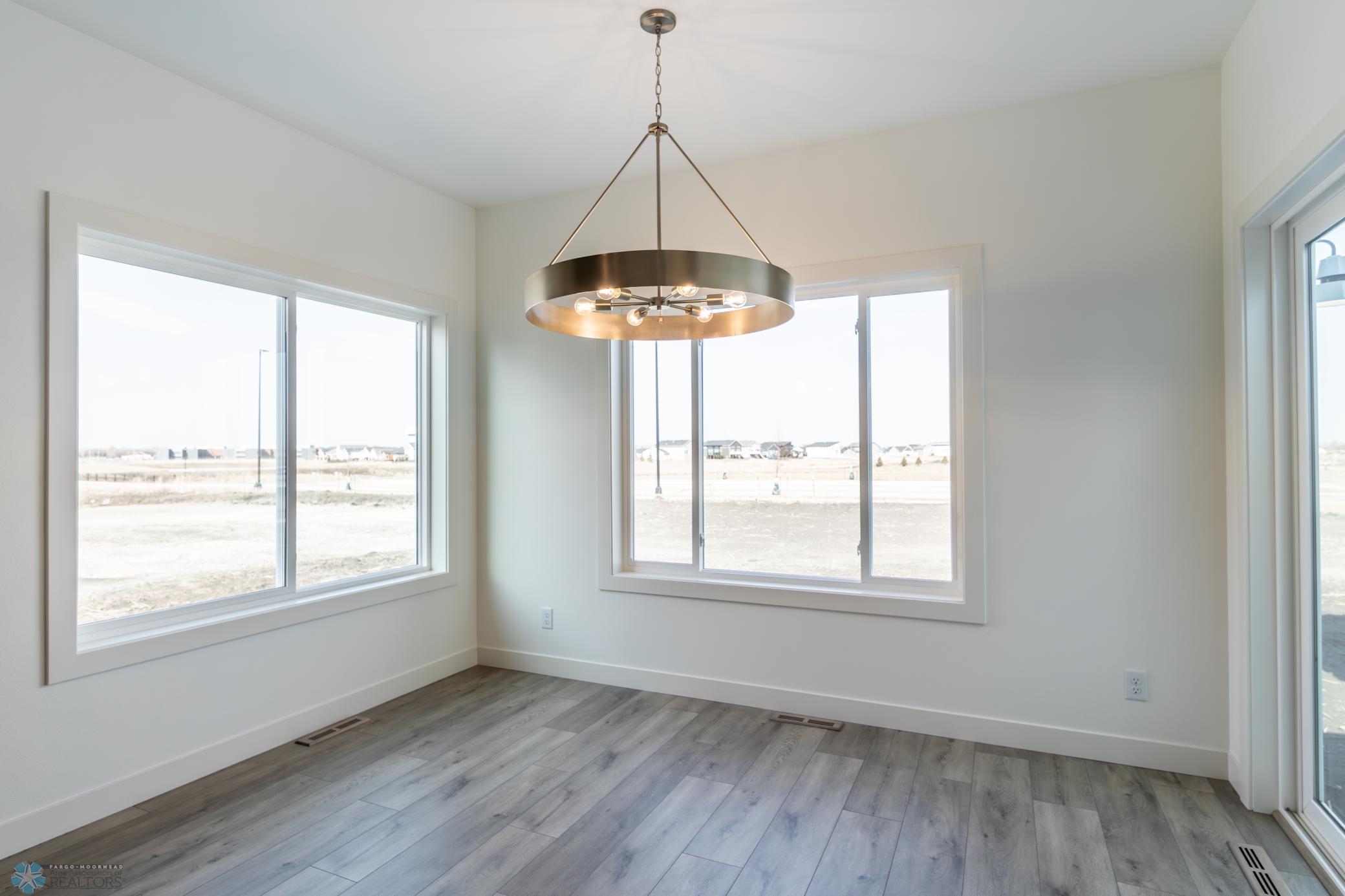 Horace, North Dakota 58047, United States, 5 Bedrooms Bedrooms, ,3 BathroomsBathrooms,Residential,Active,257267