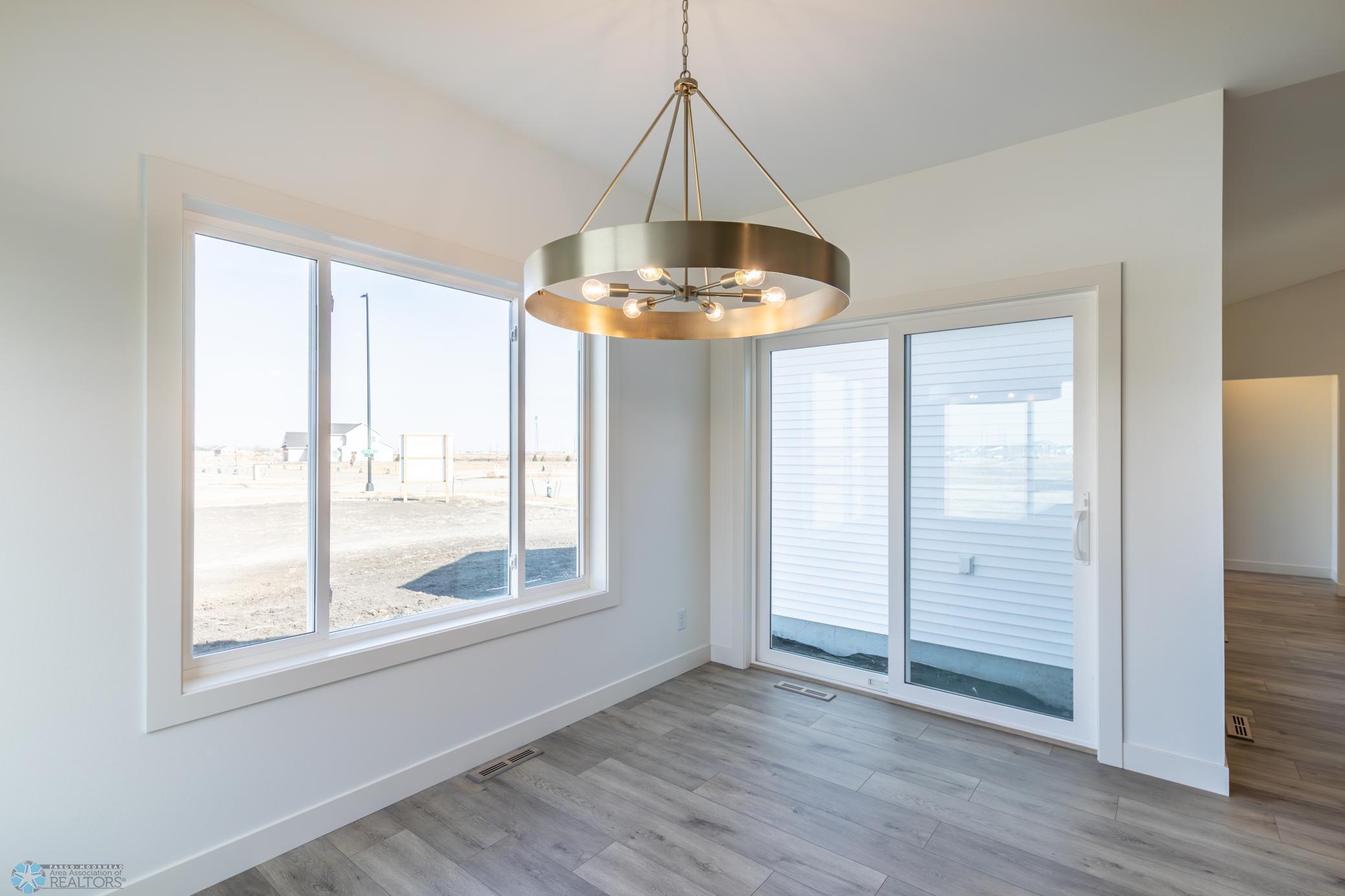 Horace, North Dakota 58047, United States, 5 Bedrooms Bedrooms, ,3 BathroomsBathrooms,Residential,Active,257267