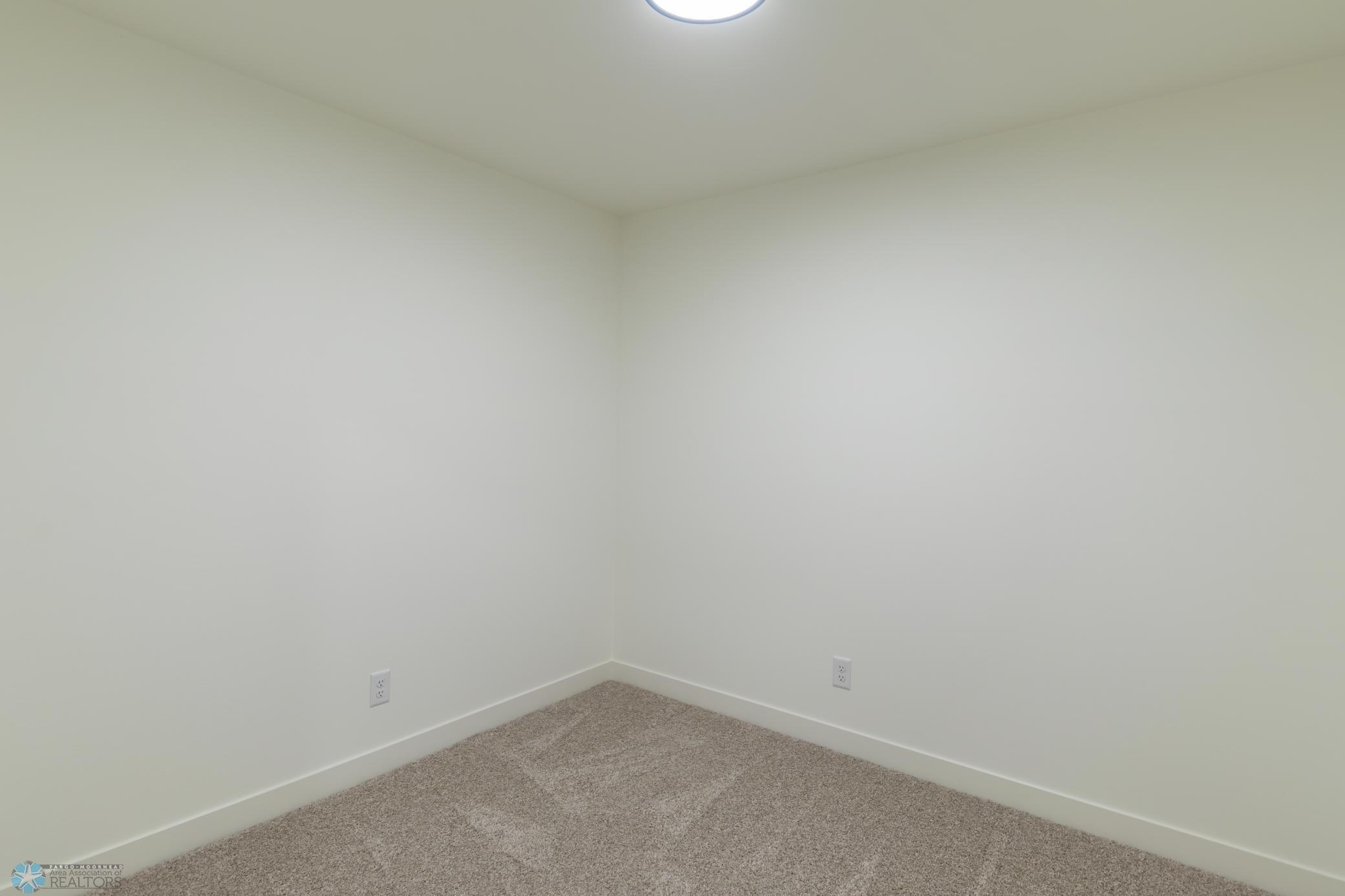 Horace, North Dakota 58047, United States, 5 Bedrooms Bedrooms, ,3 BathroomsBathrooms,Residential,Active,257267