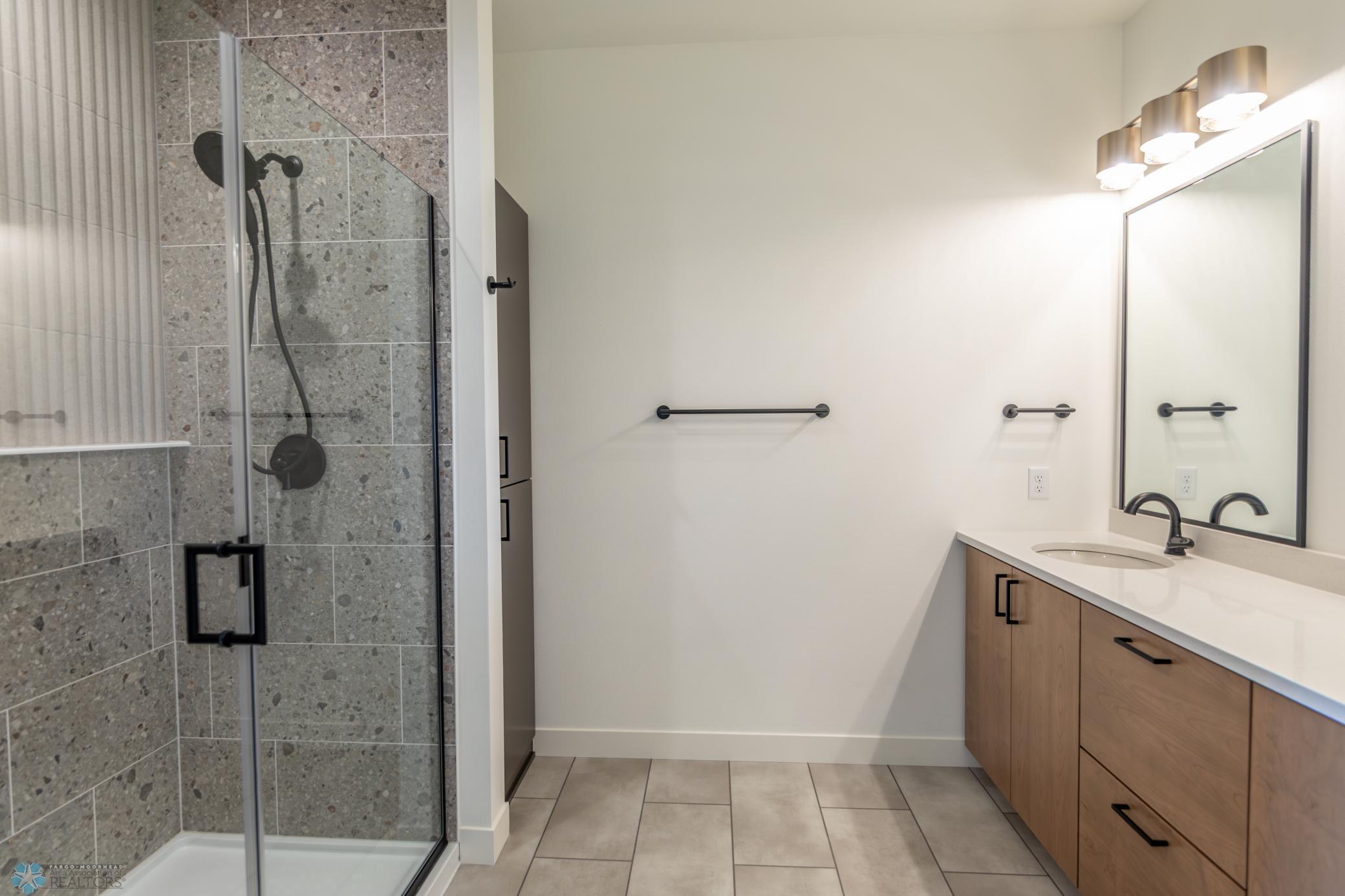 Horace, North Dakota 58047, United States, 5 Bedrooms Bedrooms, ,3 BathroomsBathrooms,Residential,Active,257267