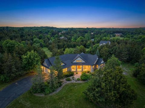 W12225 885th Avenue River Falls WI 54022