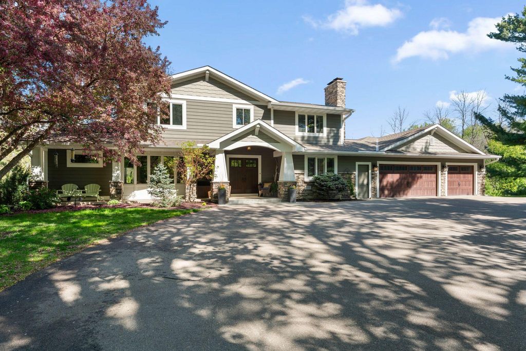 Photo of 1555 Smith Avenue S, West Saint Paul, MN 55118 (MLS # 7076796)