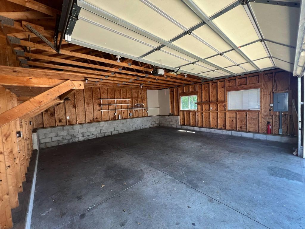 Photo of 1856 Flandrau Street, Maplewood, MN 55109 (MLS # 7011167)