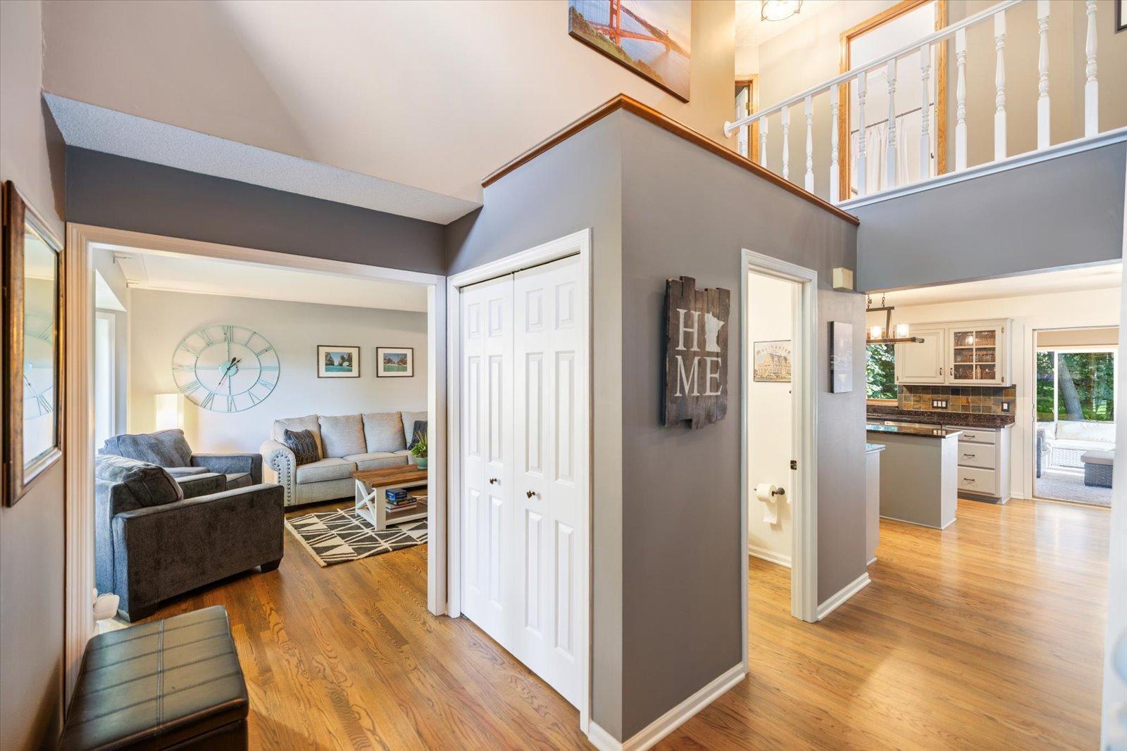 5547 Dufferin Drive