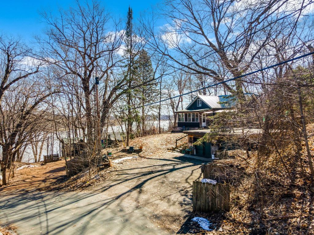 Photo of 6711 &amp; 6701 Mohawk Drive, Chanhassen, MN 55317 (MLS # 7039680)