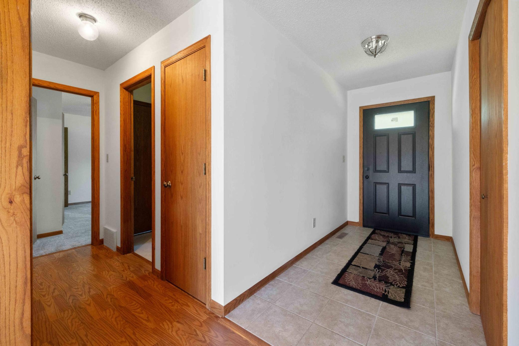 4451 See Gull Cove