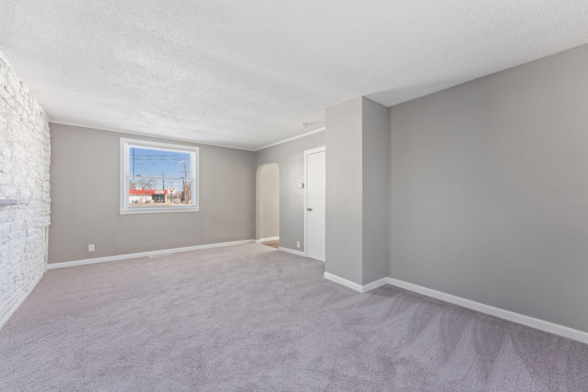 1041 Western Avenue N