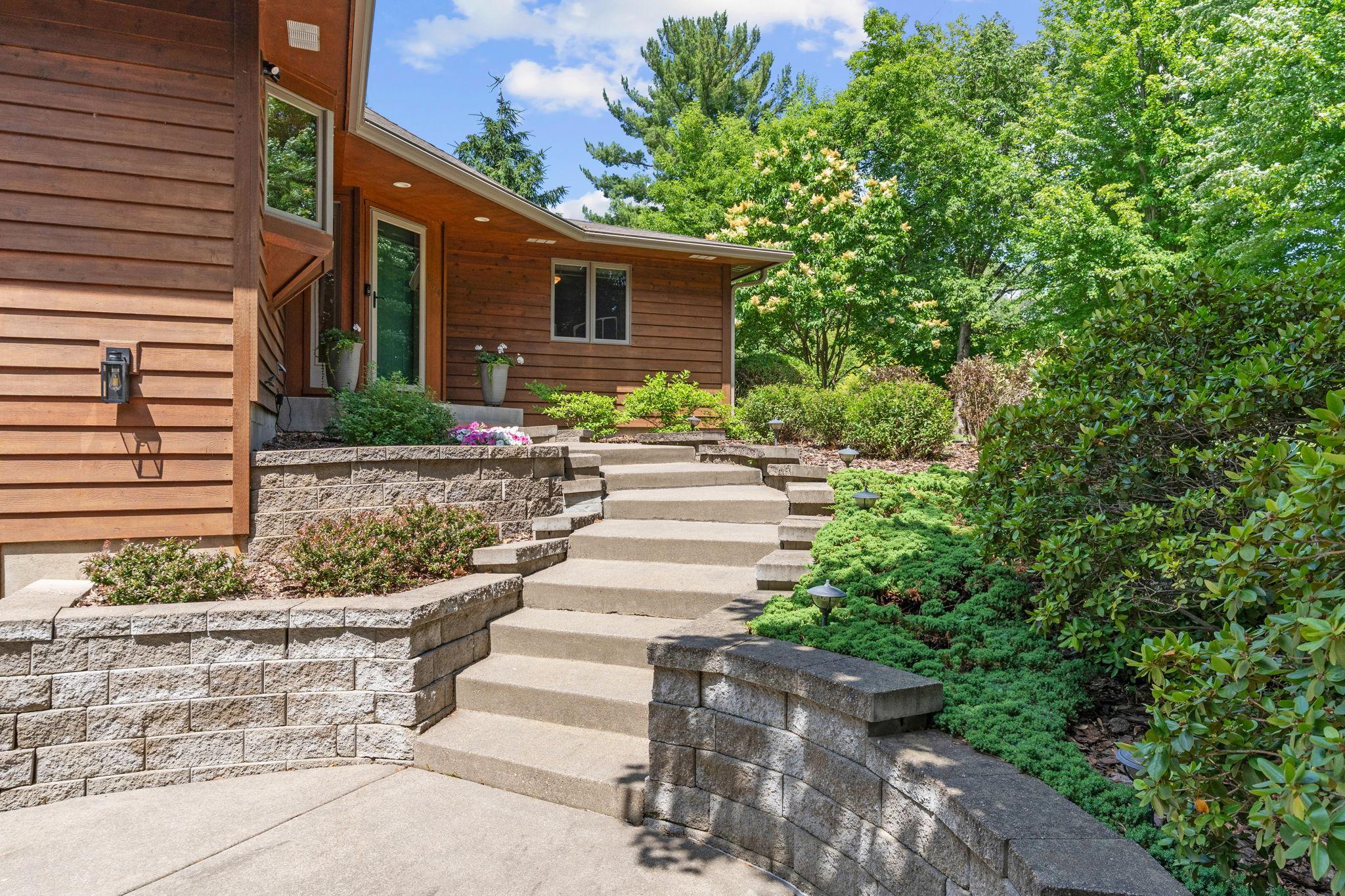 8924 Birchwood Lane