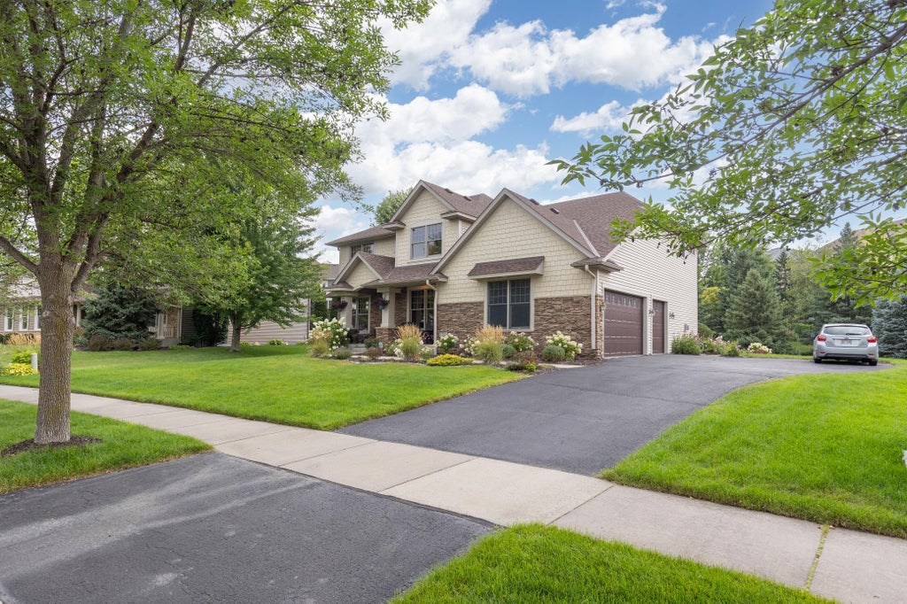 Photo of 1752 Carriage Drive, Victoria, MN 55386 (MLS # 7119833)
