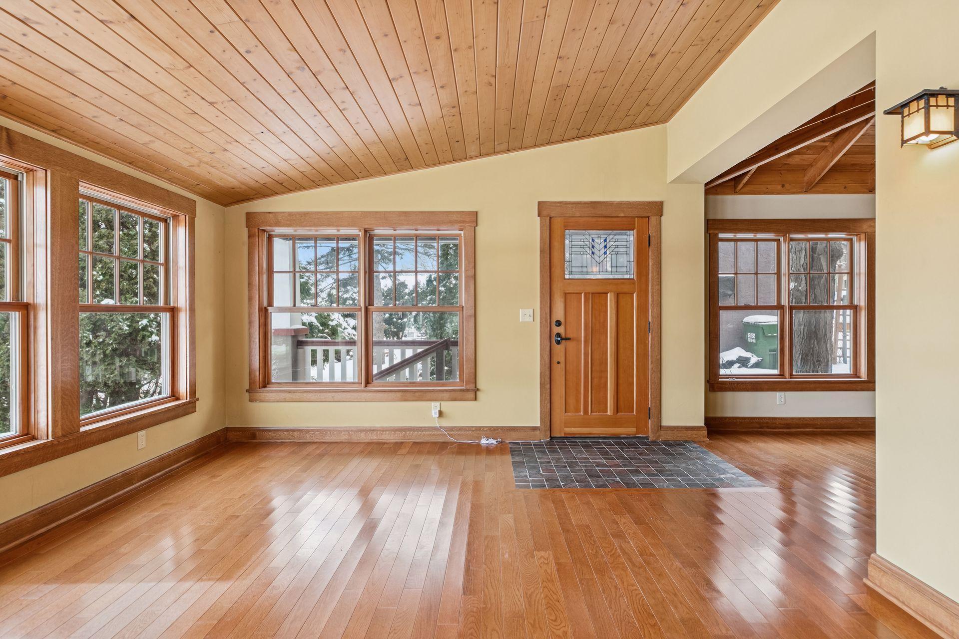 318 Mccarrons Boulevard S