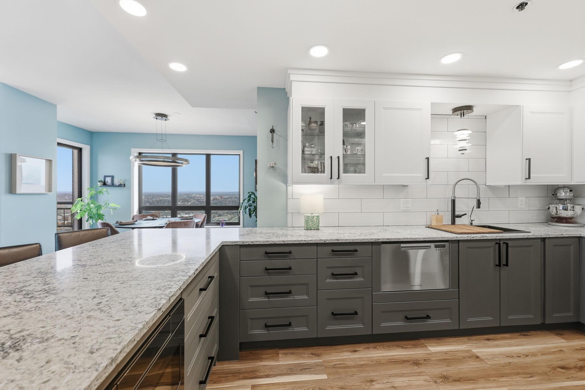 168 6th Street E 3505