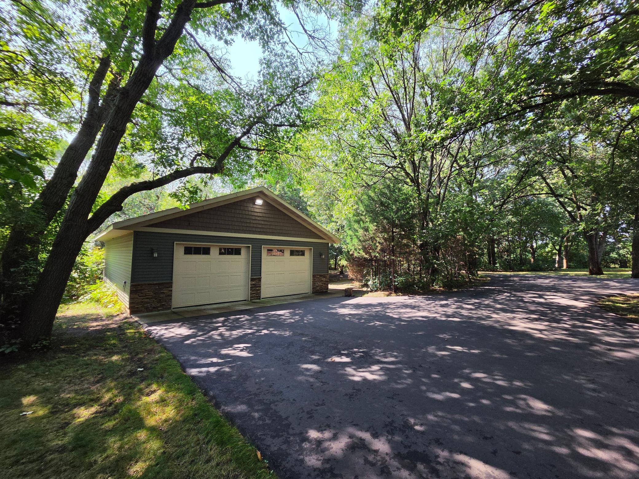 5013 Hidden Acres Circle