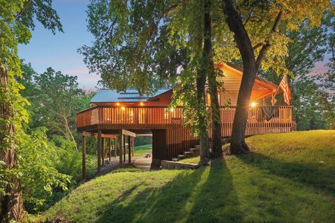 9320 Barnes Avenue Inver Grove Heights MN 55077