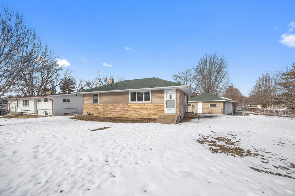 Photo of 1261 Skillman Avenue E, Maplewood, MN 55109 (MLS # 7001833)