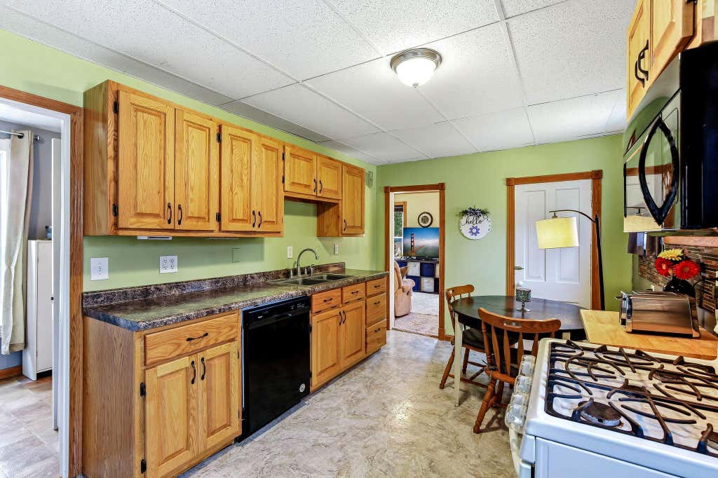 Photo of 602 Montrose Boulevard, Buffalo, MN 55313 (MLS # 7112625)