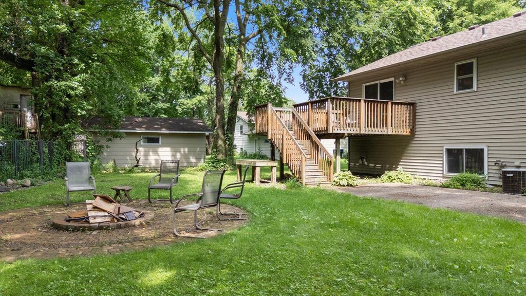 Photo of 428 Riverview Drive, Monticello, MN 55362 (MLS # 7043104)