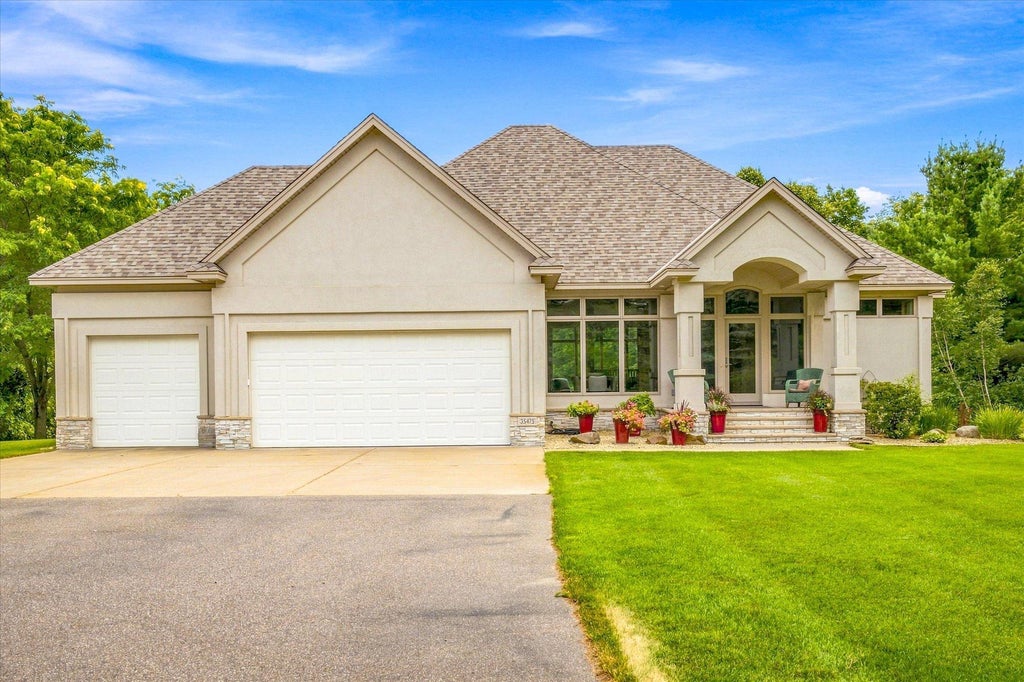 Photo of 35475 Palisade Drive NE, Cambridge, MN 55008 (MLS # 7116347)