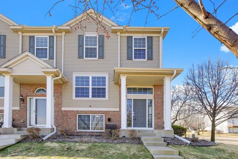 Photo of 891 Ledgestone Drive, Mahtomedi, MN 55115 (MLS # 7030595)