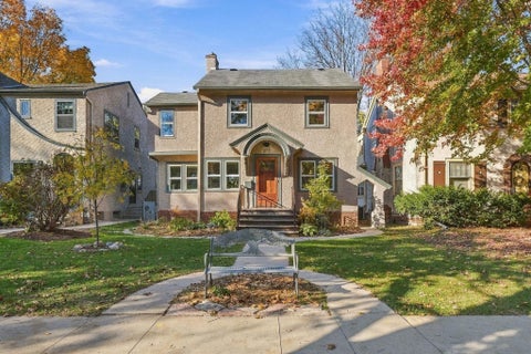 Photo of 377 Woodlawn Avenue, Saint Paul, MN 55105 (MLS # 7164560)
