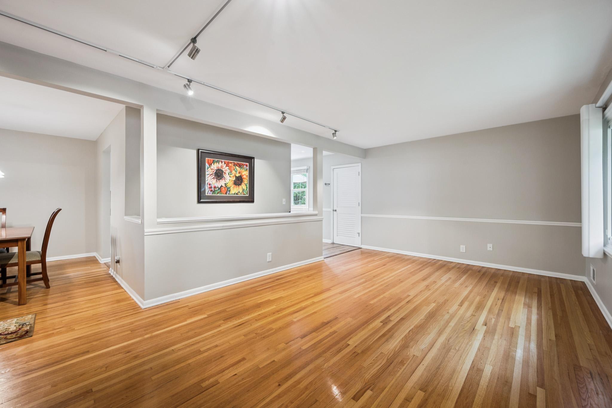 8020 W 35th Street