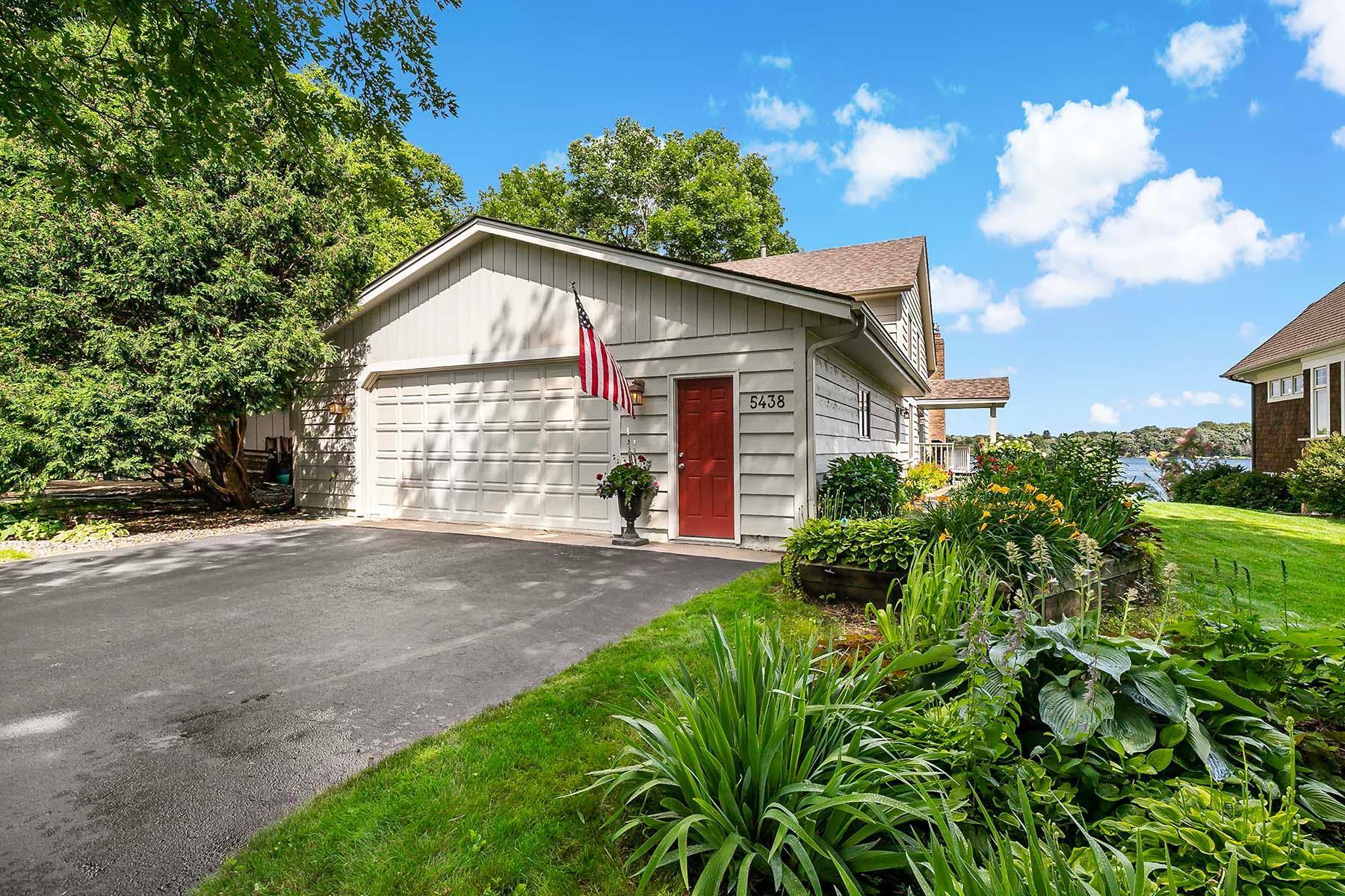 5438 Fairlawn Shores Trail SE
