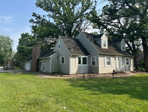 Photo of 700 Oakland Place NE, Austin, MN 55912 (MLS # 6731964)