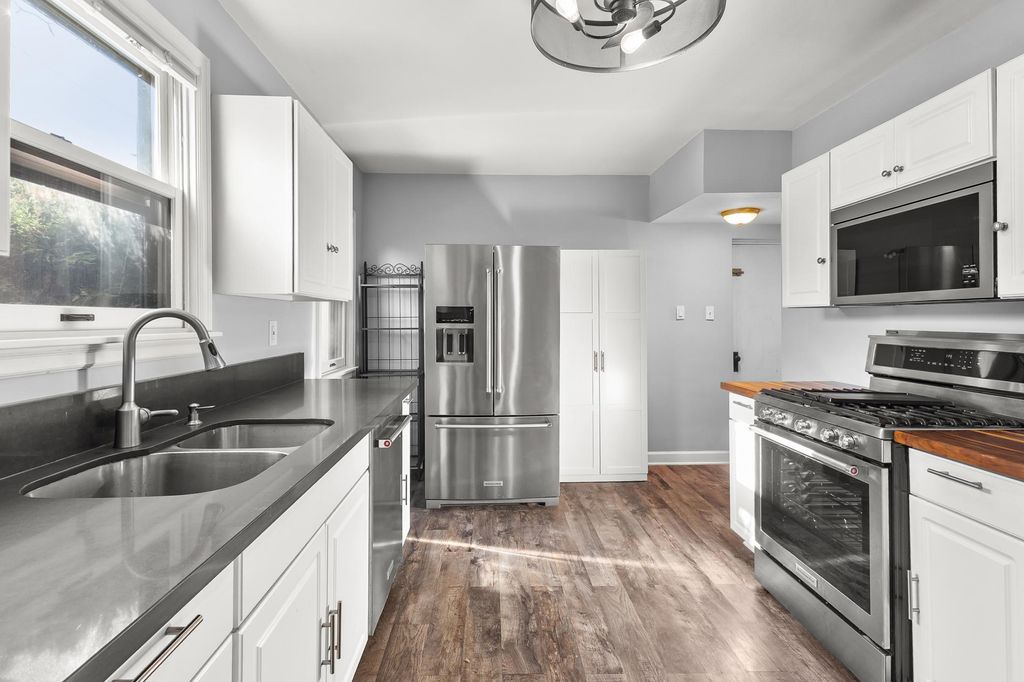 Photo of 5254 14th Avenue S, Minneapolis, MN 55417 (MLS # 6817683)