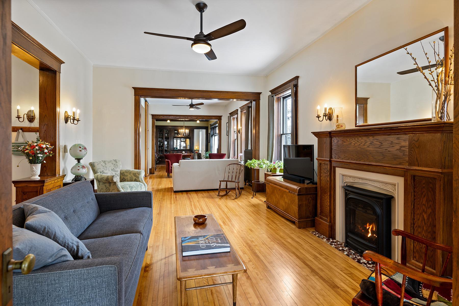 2536 Humboldt Avenue S 4