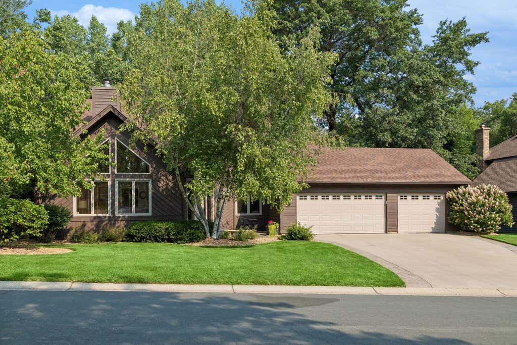 Photo of 13645 Georgia Drive, Apple Valley, MN 55124 (MLS # 7115738)