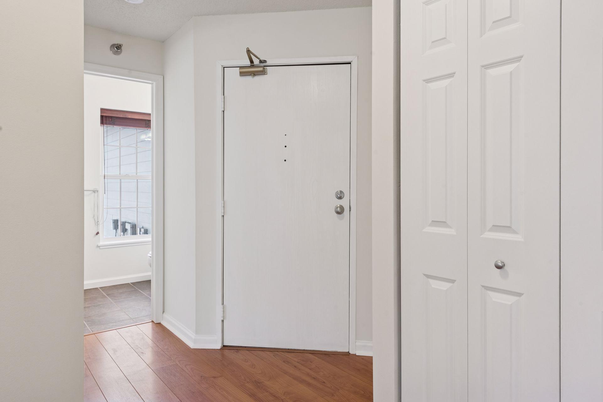 6040 Chasewood Parkway 101