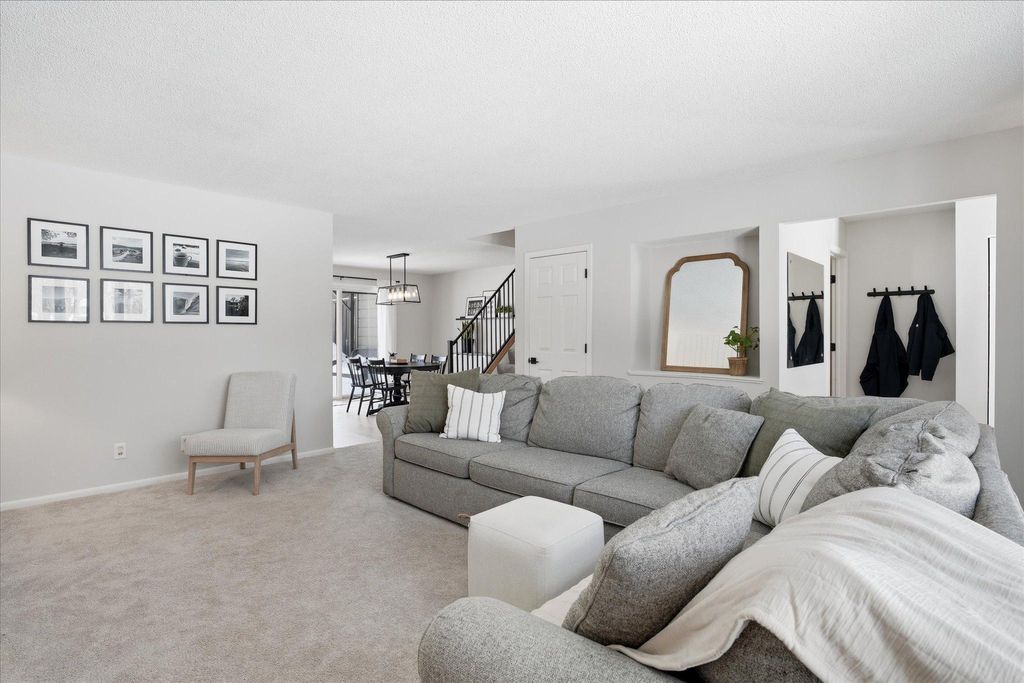 Photo of 140 Birnamwood Drive, Burnsville, MN 55337 (MLS # 7021348)