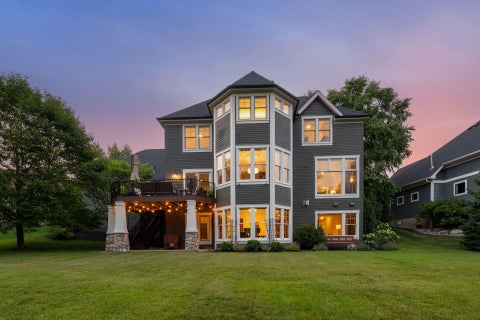 Photo for 10921 Bentwater Lane, Woodbury, MN 55129 (MLS # 7117855)