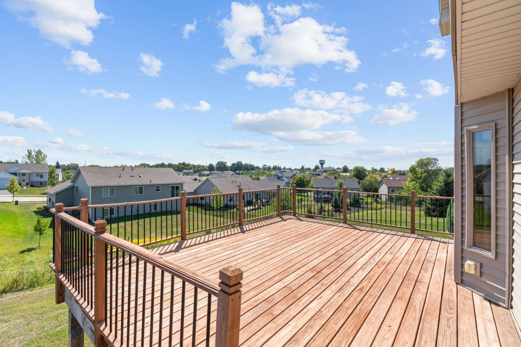 Photo of 930 Aspen Circle, Watertown, MN 55388 (MLS # 7127424)