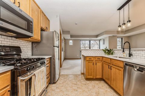 2565 Franklin Avenue 302 Saint Paul MN 55114