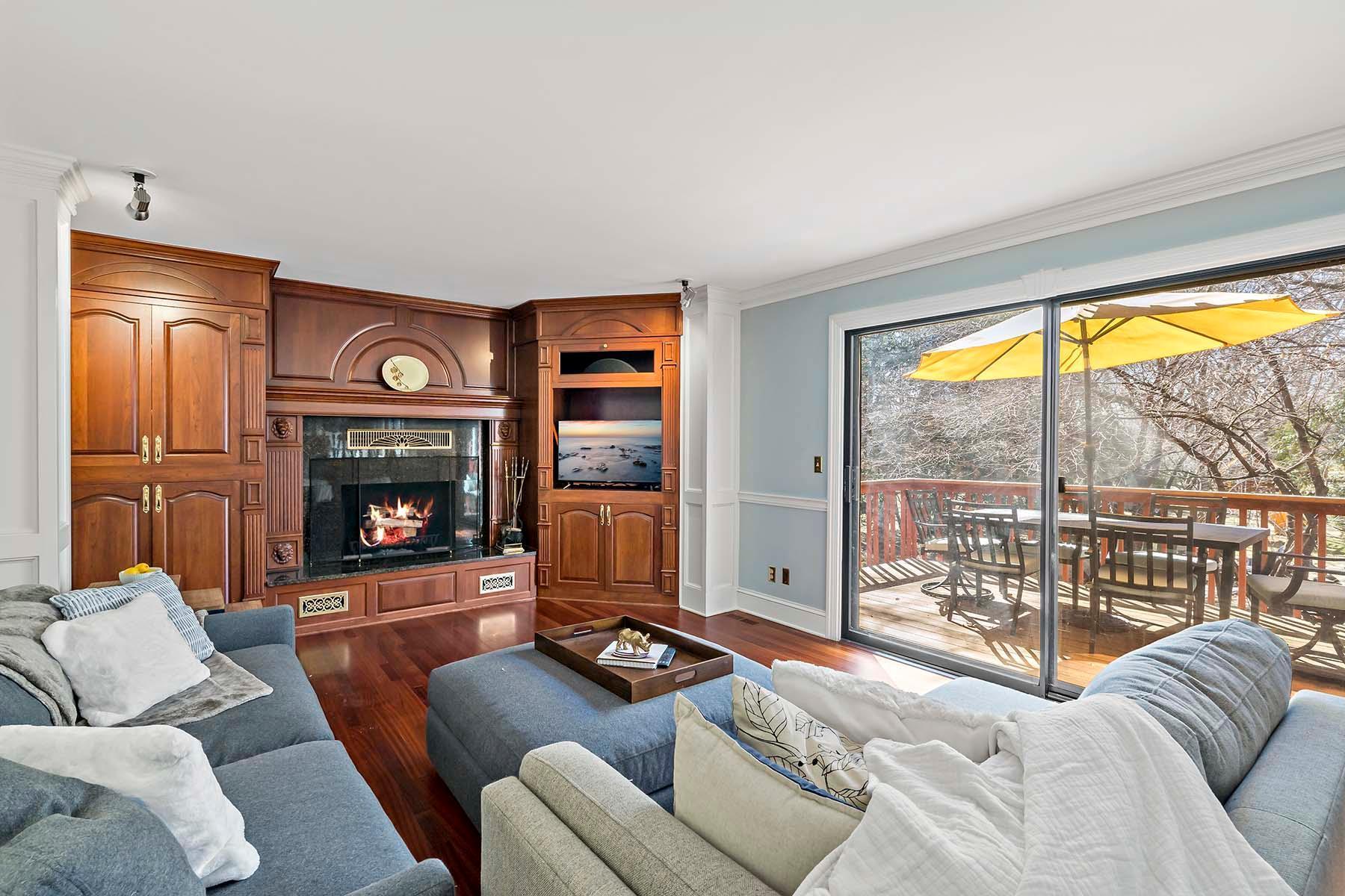 75 Oregon Avenue S