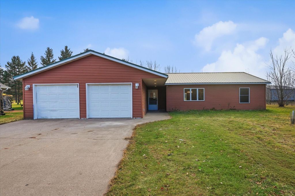 Photo of 2882 Wyatts Cove, Willow River, MN 55795 (MLS # 6822071)
