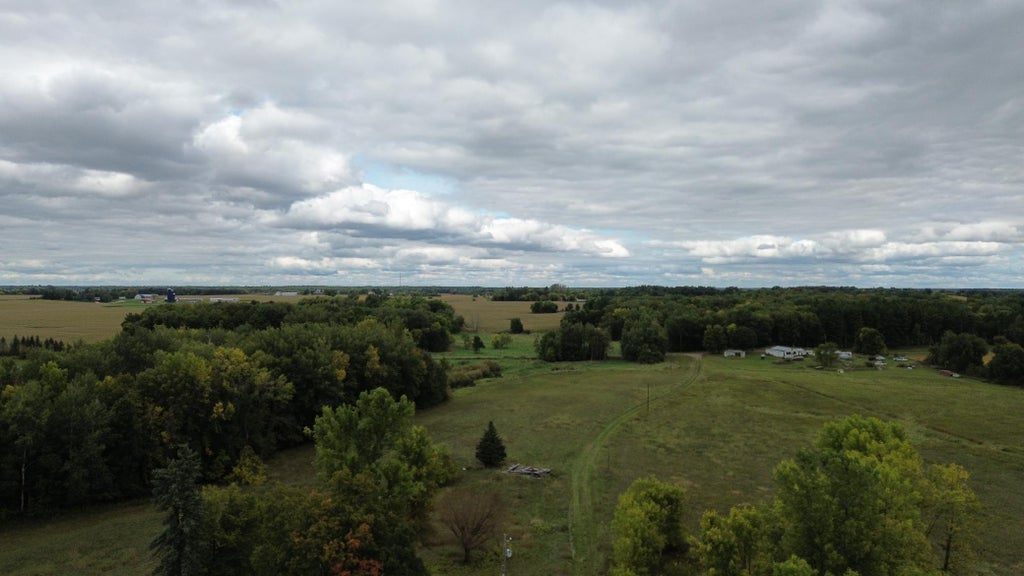 Photo of 3850 405th Avenue NW, Braham, MN 55006 (MLS # 7147202)