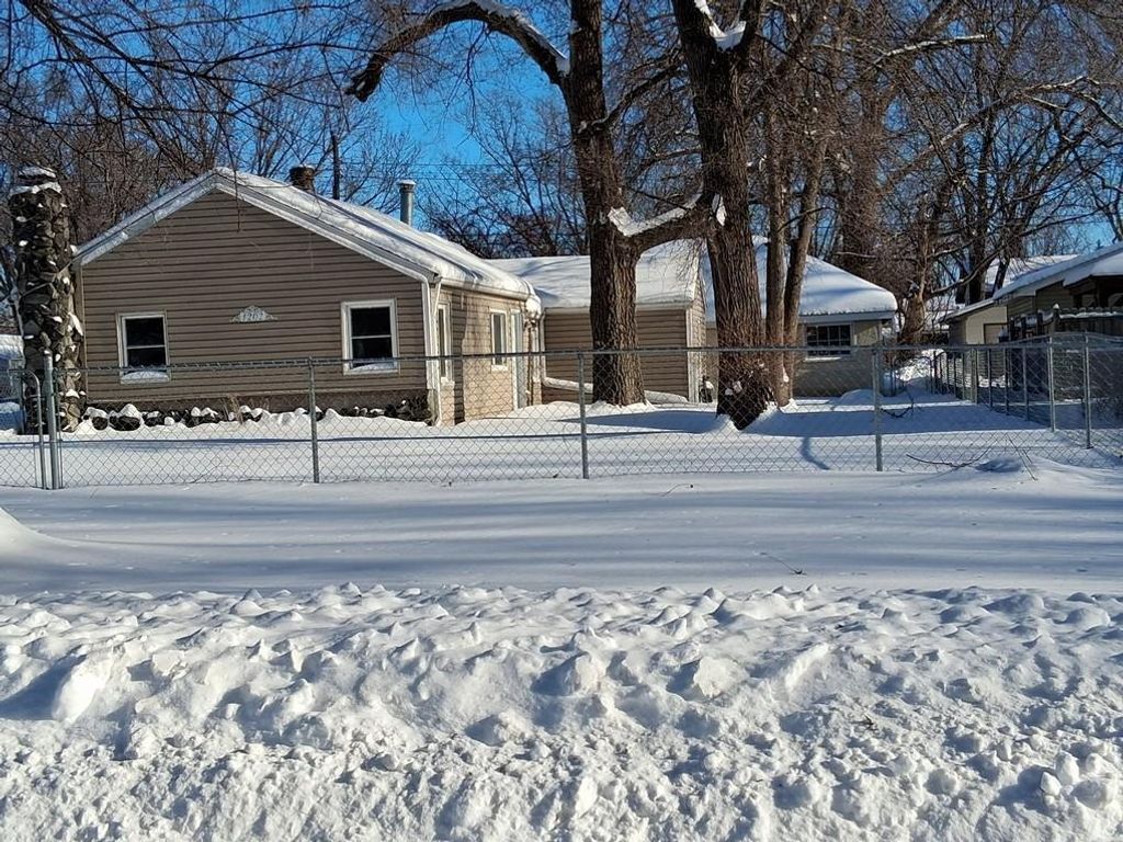 Photo of 1202 11th Avenue SE, Saint Cloud, MN 56304 (MLS # 7002492)